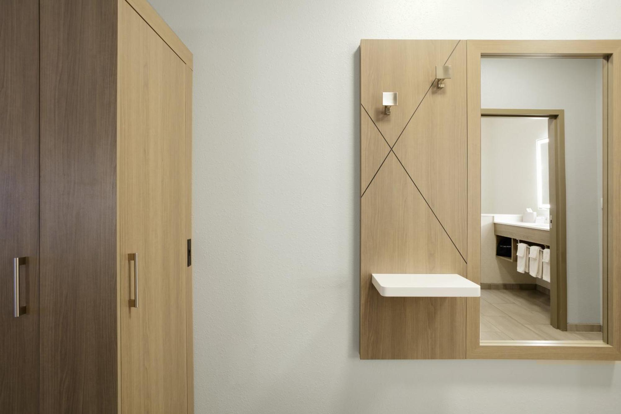 Holiday Inn Express Hotel & Suites Los Angeles Airport Hawthorne By Ihg Eksteriør billede